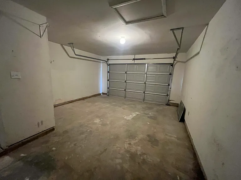 2826 Fisher Field Dr — Photo 10