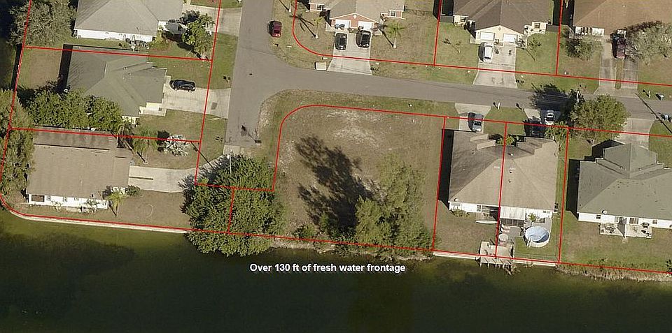 2nd image of 602 SE 14th Ter