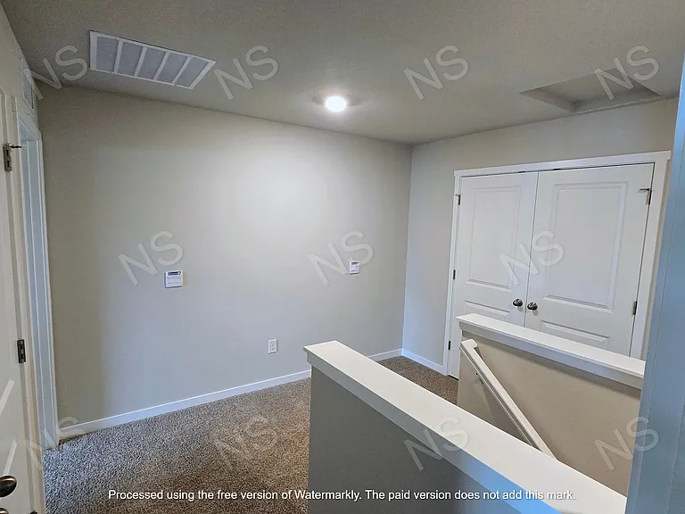 523 Kinley Dr — Photo 20