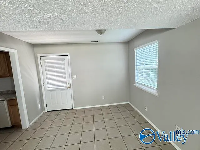 2713 Clayton Dr NW #B — Photo 6