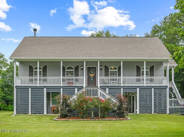 5170 Henry Shubert Rd, Bay Saint Louis, MS 39520