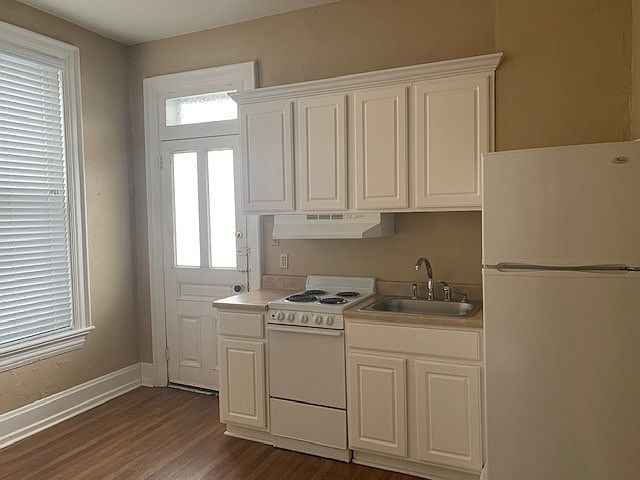 1st image of 1418 N 2nd St APT 2