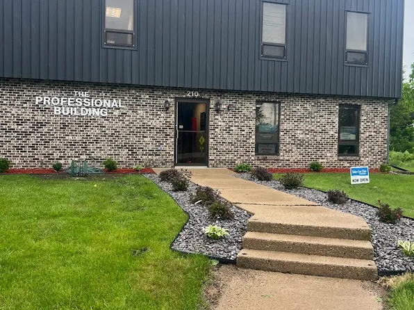 210 N Main St, Deforest, WI