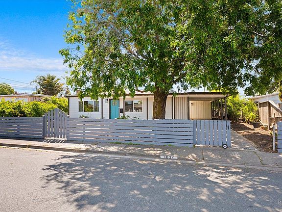 3rd image of 1032 Santa Ana Drive