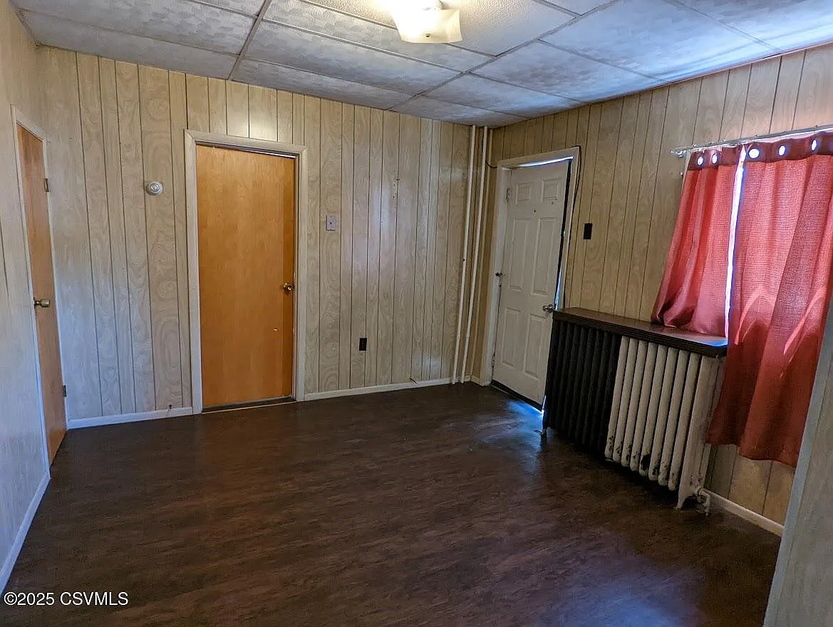 1 bed, 330 sqft, $650 — Photo 2
