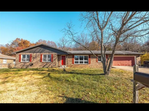 1507 Hull Valley Dr, Waynesville, MO 65583