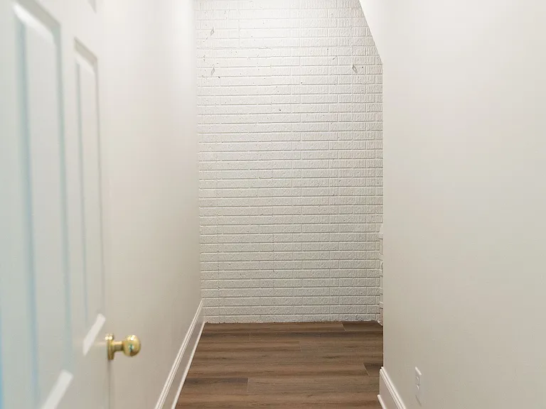 724 Green St NE — Photo 15