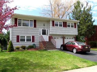 10 Hampton Rd, Flanders, NJ 07836