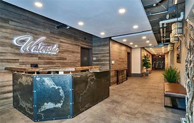 1 bed, 1000 sqft, $2,195 — Photo 2