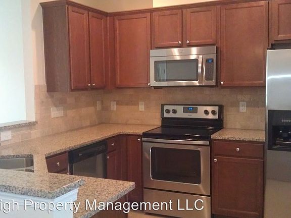 3rd image of 8405 Hollister Hills Dr