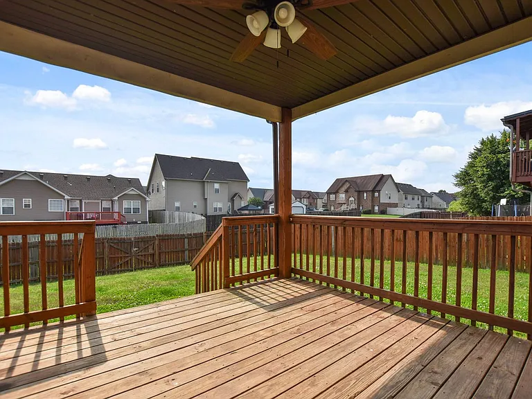 1240 Chinook Cir — Photo 26