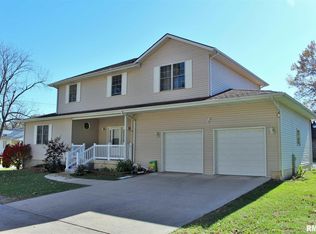 2336 Jersey Ridge Rd, Davenport, IA 52803