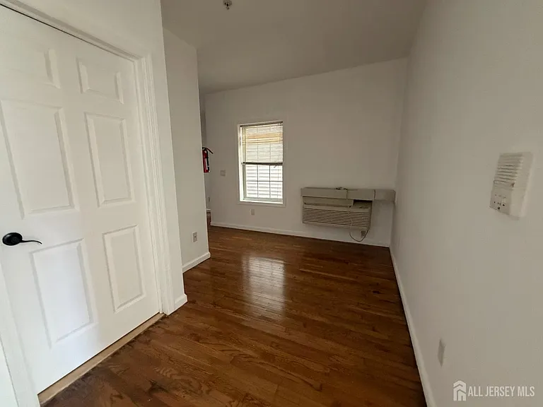 118 Bayard St #3 — Photo 2