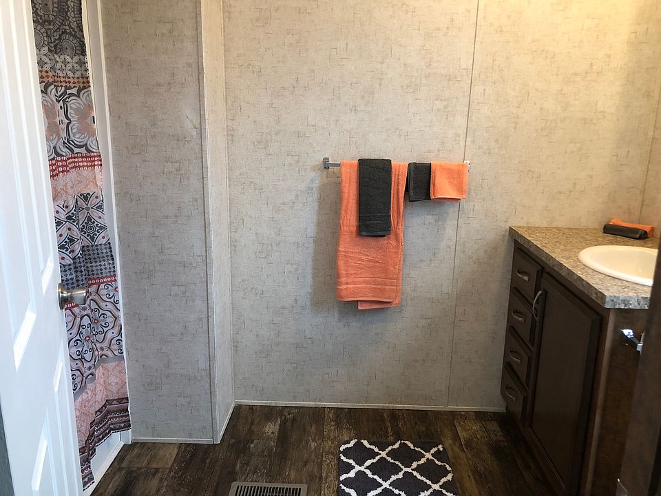 2nd image of 67 Vevay Dr E