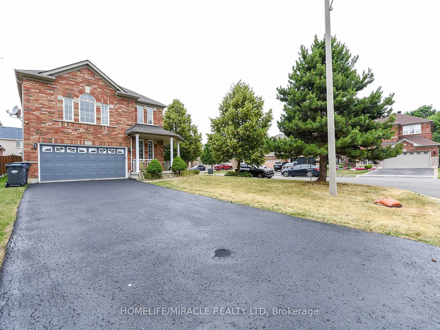 4 bed, $4,400 — Photo 2
