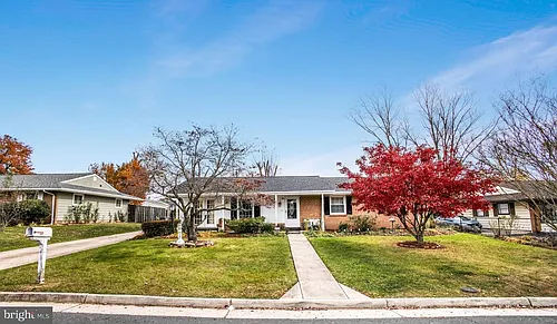 1802 N Craig St Photo 1