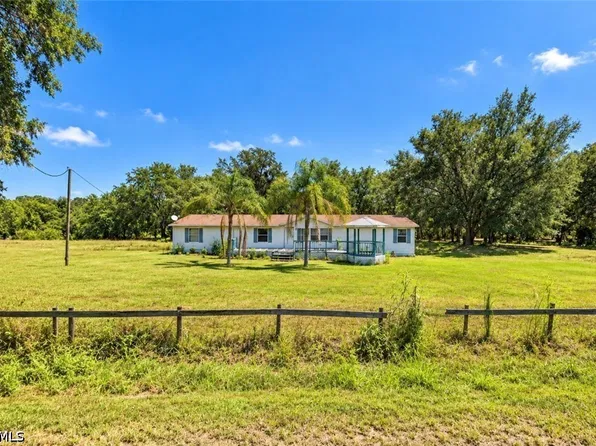3604 Cork Rd, Plant City, FL 33565