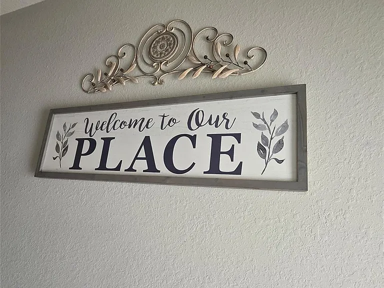 424 Capri Way — Photo 13