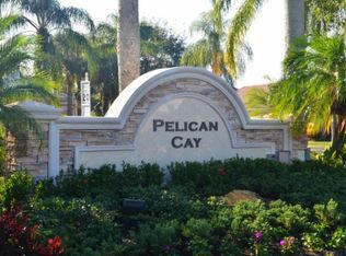 10860 Tamoron Ln, Boca Raton, FL 33498