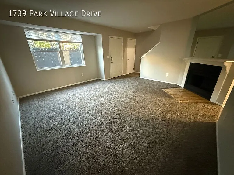 1739 Park Village Dr — Photo 6