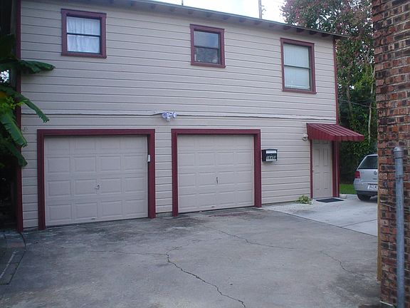 2nd image of 1645 1/2 Harold Houston Texas Garage Garage