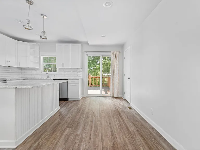 404 Keswick Ave — Photo 15