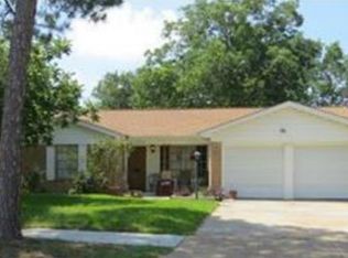 2970 Topaz Ln, Farmers Branch, TX 75234