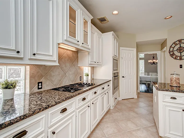 23707 Thornsby Ct — Photo 11
