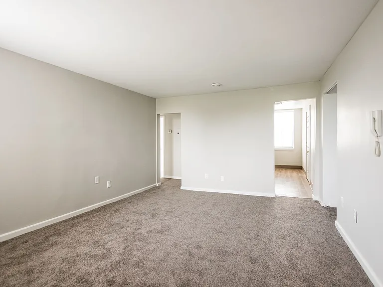 Kirkwood Apartments — Photo 30