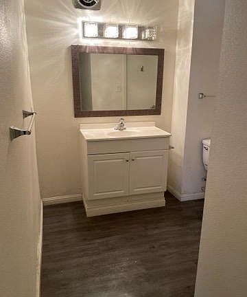 4th image of 1539 Pumalo St #7