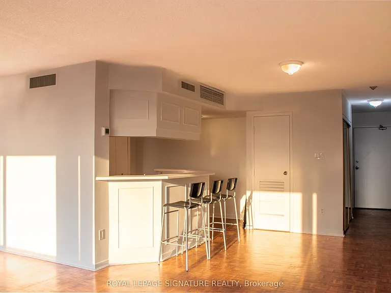 1001 Bay St #3403 — Photo 13