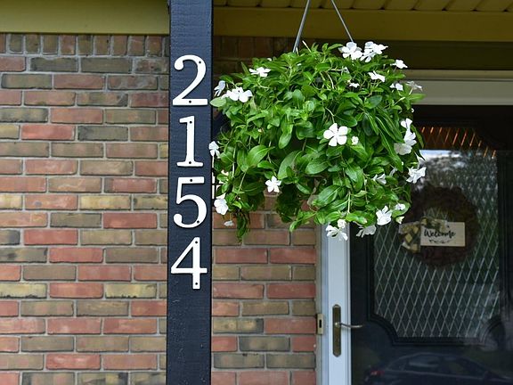 2nd image of 2154 Pine Knoll Ave