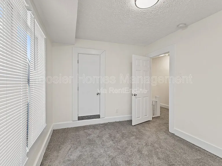 2920 Ruckle St — Photo 16