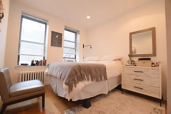 Rented by REAL New York | media 18