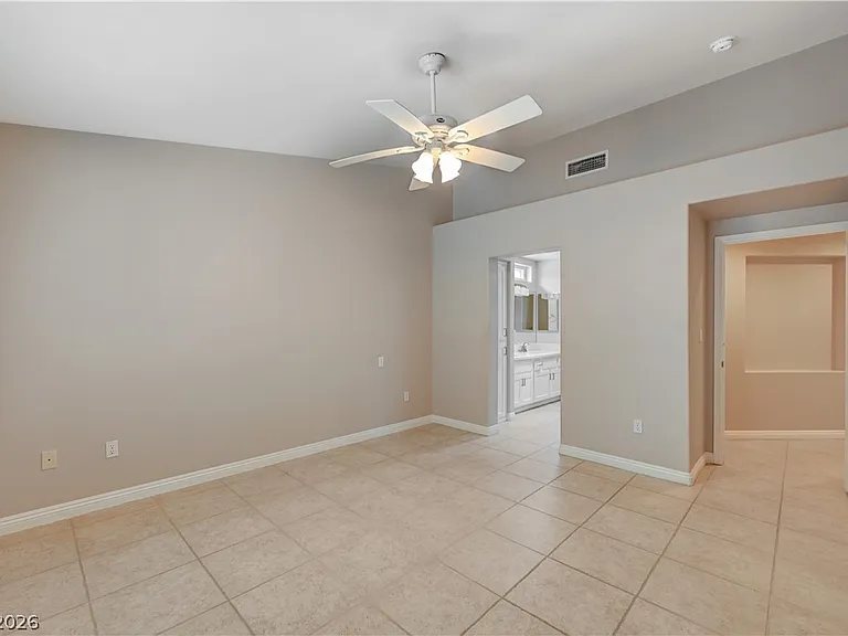 10609 Paradise Point Dr — Photo 22