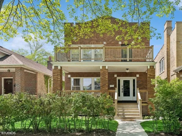 1036 Darrow Ave, Evanston, IL 60202