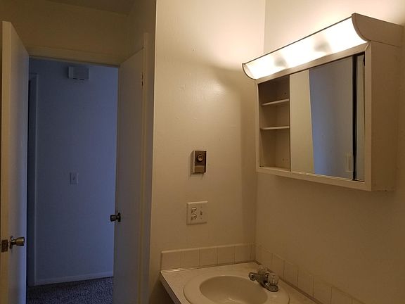 2nd image of 240 N 11th St APT B