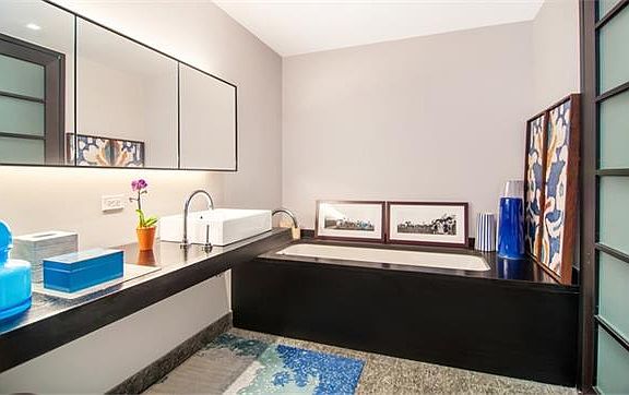 5th image of 20 Pine St APT 1609