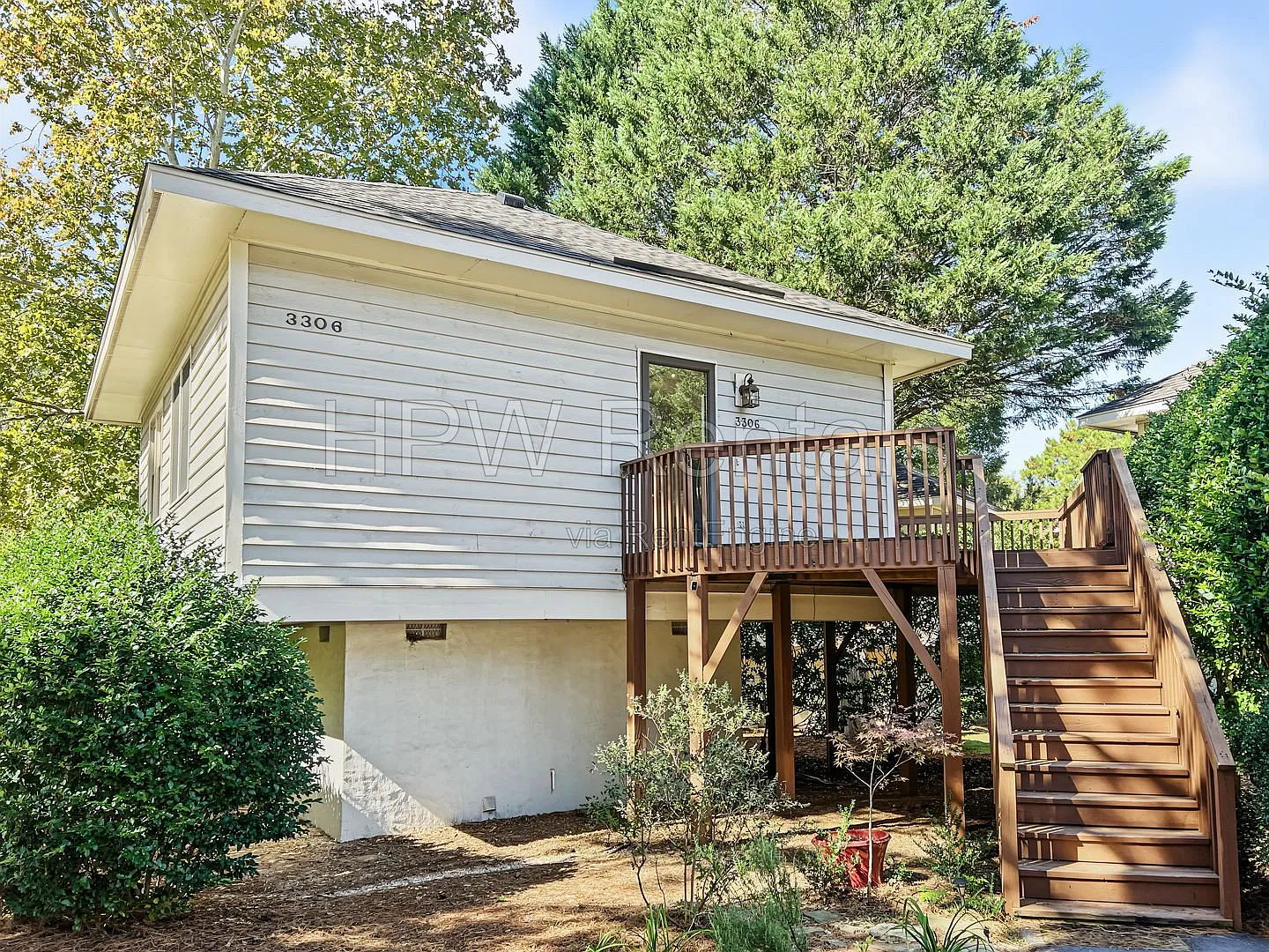 1 bed, 1.0 bath, 576 sqft, $1,500 — Photo 1
