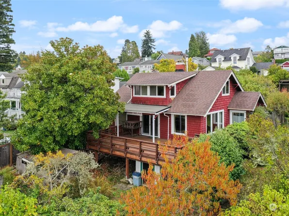 1302 Rainier Street, Steilacoom, WA 98388