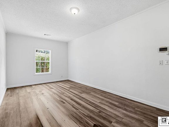 5th image of 212 Mitchell Ln