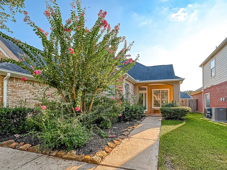 21923 Shady Heath Ln — Photo 6