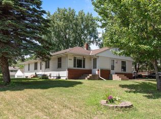 5045/5047 Sunnyside Rd, Saint Paul, MN 55112