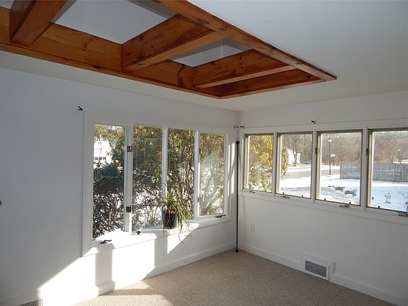 sky light liv room