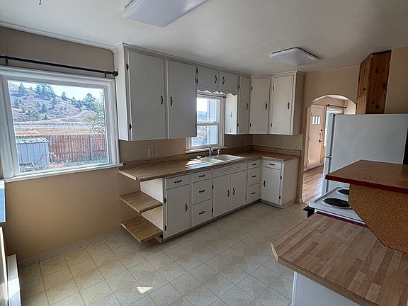 2nd image of 12947 Us Highway 93 N Unit 1