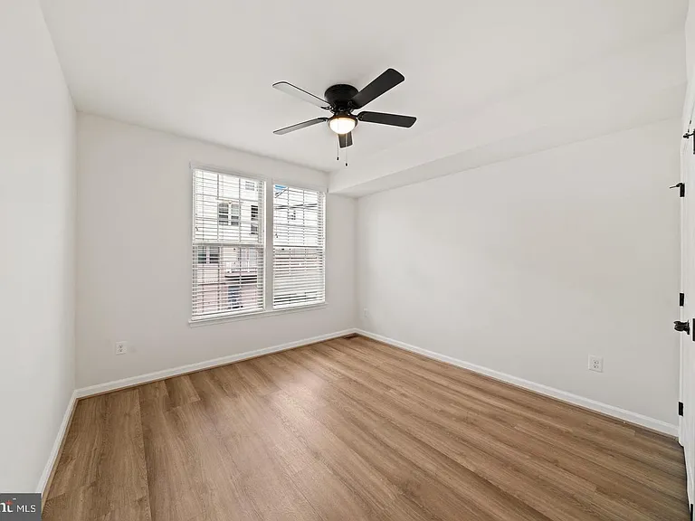 6408 Walcott Ln — Photo 9
