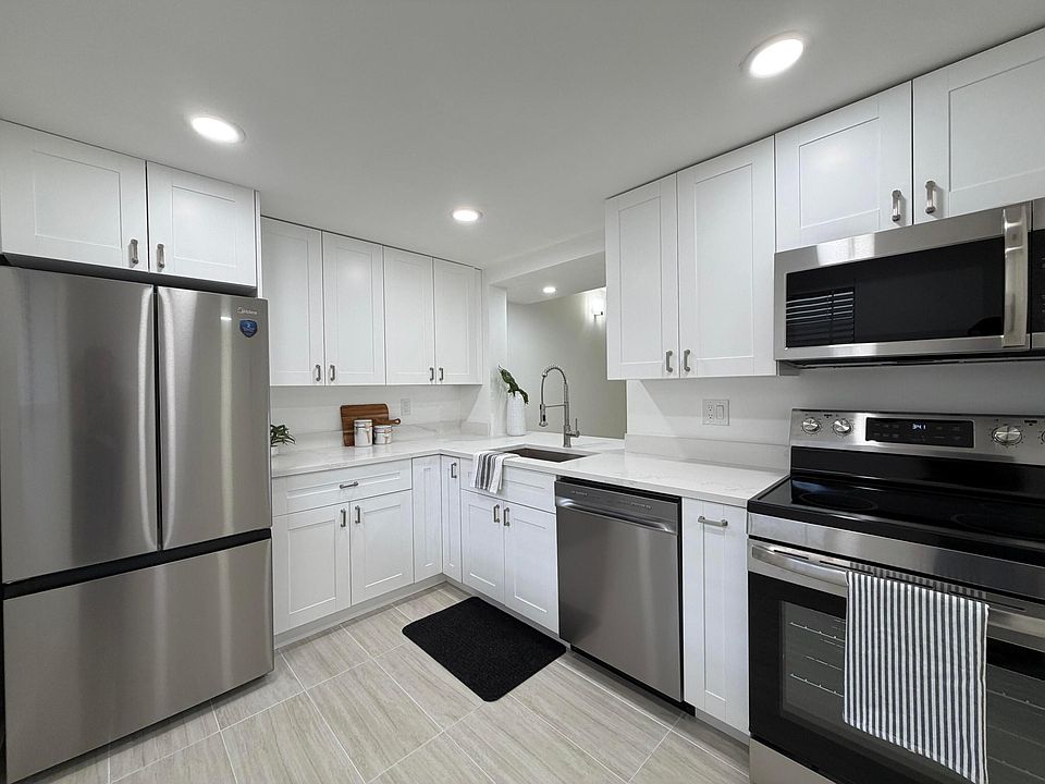 1st image of 5220 Las Verdes Circle #317