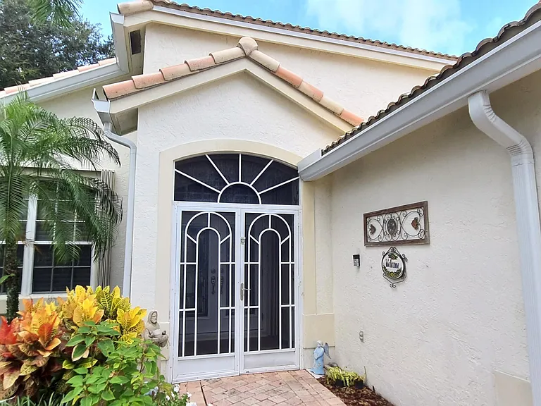 7628 Eagle Point Dr — Photo 6