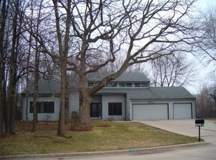 3632 S Barker Ln, Appleton, WI 54915