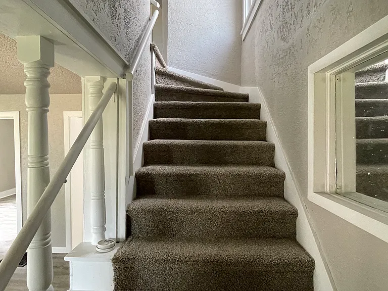 307 S 9th St — Photo 5